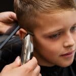 Cómo convertir la visita a la peluquería infantil en una experiencia divertida